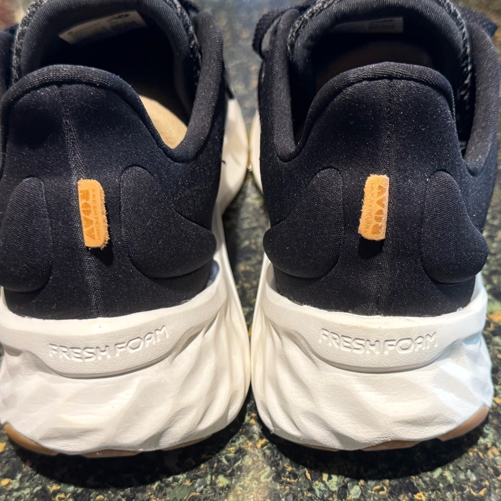 New Balance Fresh Foam ROAV - Picture 4 of 6